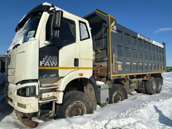 Самосвал FAW J6 2022 года б/у
