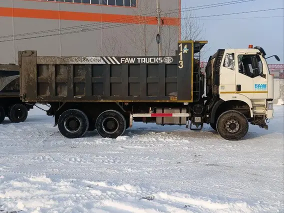 Специализированный, автомобиль - самосвал FAW J6 2022 года б/у фото 2