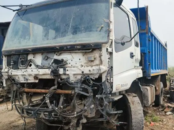Самосвал Isuzu Giga 2017 года б/у