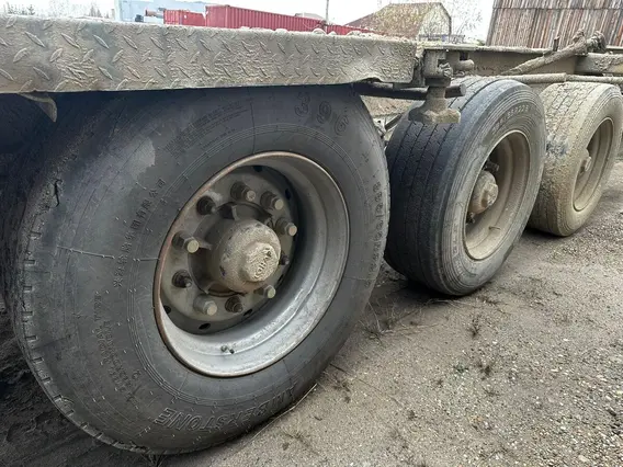 Специализированный, полуприцеп-контейнеровоз ТОНАР 99891 2023 года б/у фото 9
