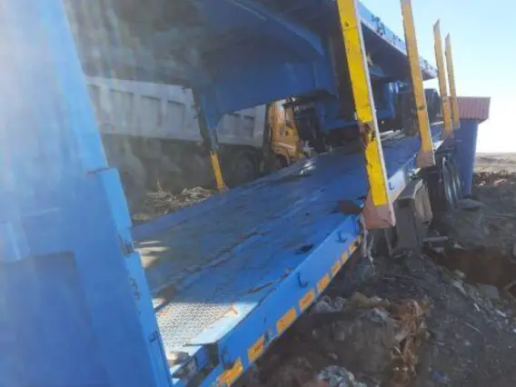 Полуприцеп-контейнеровоз УралСпецТранс 946518-A1-04 2022 года б/у