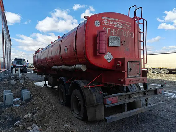 Полуприцеп-бензовоз УралСпецТранс 94652L-A2-06 2022 года б/у фото 2