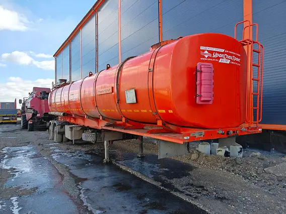 Полуприцеп-бензовоз УралСпецТранс 94652L-A2-06 2022 года б/у фото 3