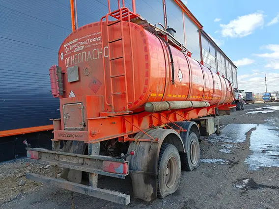 Полуприцеп-бензовоз УралСпецТранс 94652L-A2-06 2022 года б/у фото 8