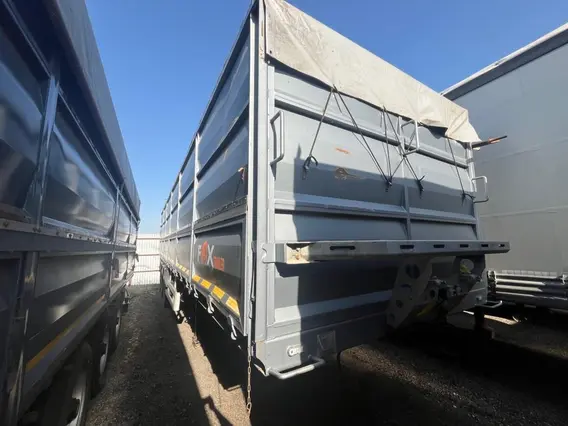 Самосвальный полуприцеп ЮГ АВТО 924000 2023 года б/у фото 8