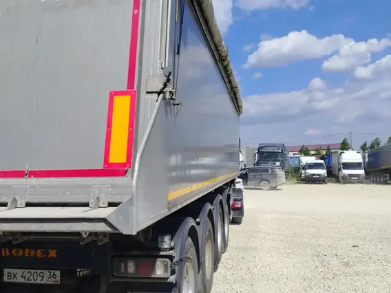 Полуприцеп-самосвал Bodex KIS 4WA1 2023 года б/у фото 2