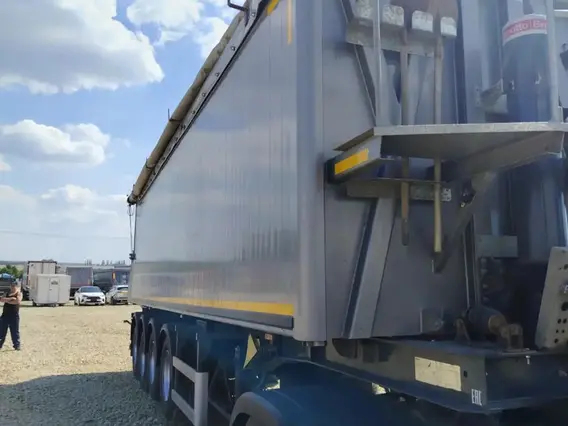 Полуприцеп-самосвал Bodex KIS 4WA1 2023 года б/у фото 8
