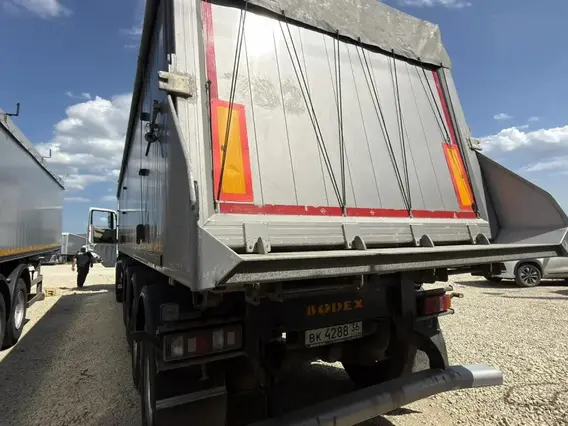 Полуприцеп-самосвал Bodex KIS 4WA1 2023 года б/у фото 4