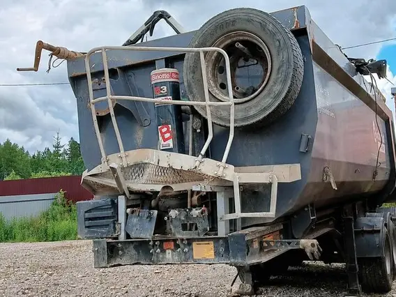 Полуприцеп-самосвал Grunwald 9453-0000010-50 2022 года б/у фото 5