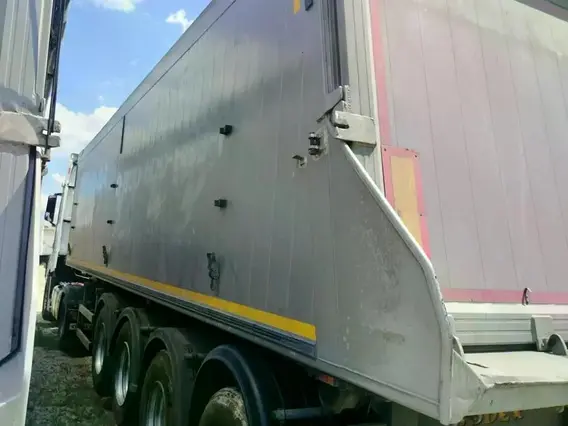 Полуприцеп-самосвал Bodex KIS 4WA1 2023 года б/у фото 7