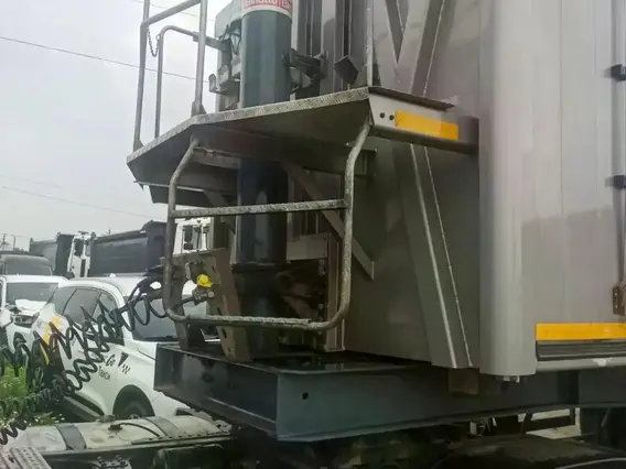 Полуприцеп-самосвал Bodex KIS 4WA1 2023 года б/у фото 4