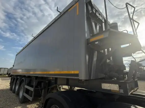 Полуприцеп-самосвал Bodex KIS 4WA1 2023 года б/у фото 4
