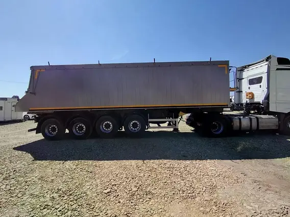Полуприцеп-самосвал Bodex KIS 4WA1 2023 года б/у фото 6