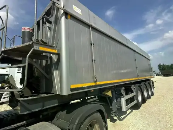 Полуприцеп-самосвал Bodex KIS 4WA1 2023 года б/у