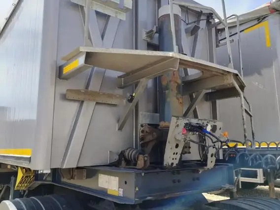 Полуприцеп-самосвал Bodex KIS 4WA1 2023 года б/у фото 2