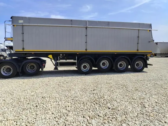 Полуприцеп-самосвал Bodex KIS 4WA1 2023 года б/у фото 7