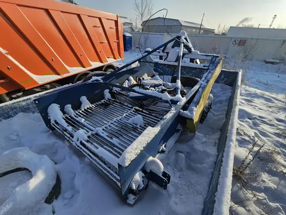 Картофелекопатель Агропромсельмаш КТН-2ВМ-02 2021 года б/у фото 3