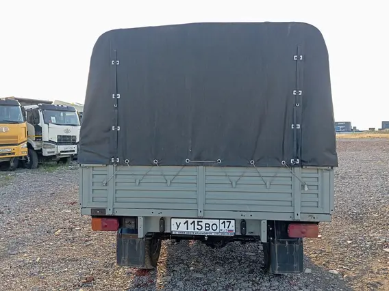 Тентованный грузовик УАЗ 390945 2025 года б/у фото 9