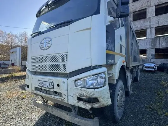 Самосвал FAW J6 2022 года б/у