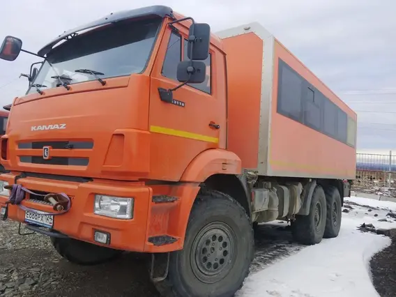 Вахтовый автобус КАМАЗ 42261 2023 года б/у