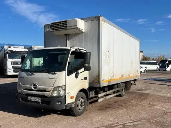 Фургон-рефрижератор Hino 300 2021 года б/у