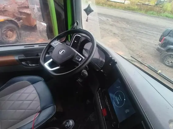 Седельный тягач SHACMAN SX42586V385 2023 года б/у фото 19