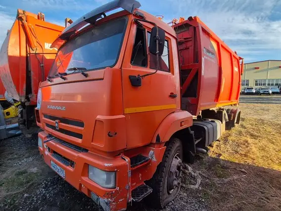Мусоровоз КАМАЗ 43253 КОММАШ КО-440-7 2019 года б/у фото 2