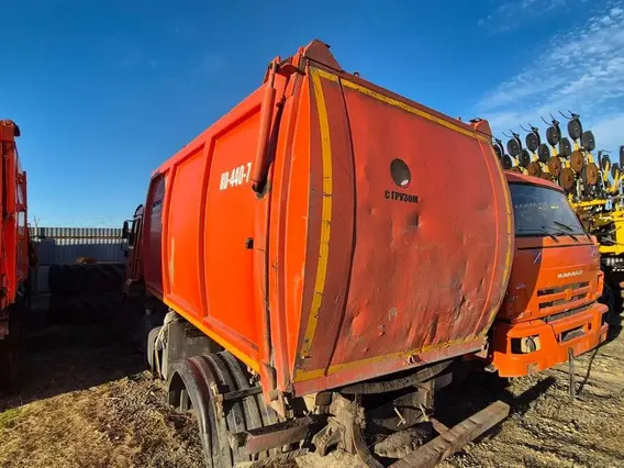 Мусоровоз КАМАЗ 43253 КОММАШ КО-440-7 2019 года б/у фото 6