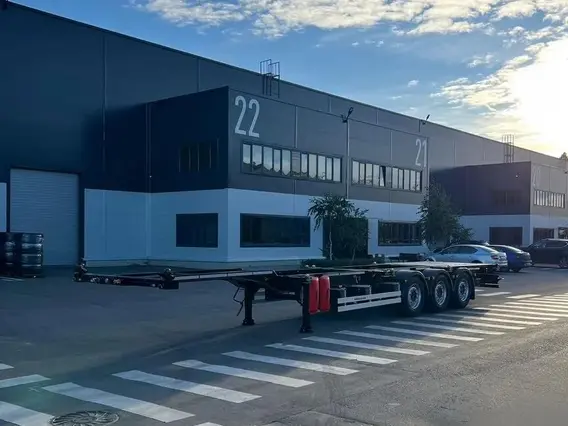 Полуприцеп-контейнеровоз HELFIMMER Container 2026 года новый фото 5