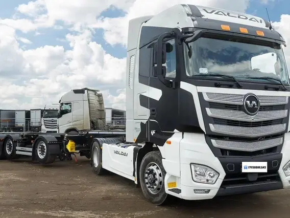 Автопоезда ВАЛДАЙ 45 HELFIMMER Container 2025 года новый фото 7