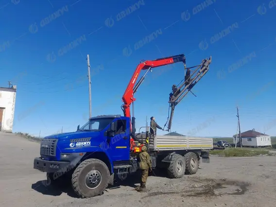 Автокран Бортовой Урал 4320 NEXT (капотный) с КМУ ИМ-95 2019 года новый фото 3