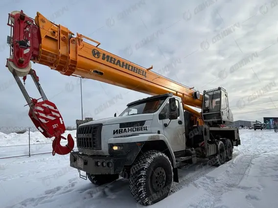 Самопогрузчик Автокран Ивановец 55717-2 УРАЛ NEXT 4320-6958-72Е5И06 2026 года новый