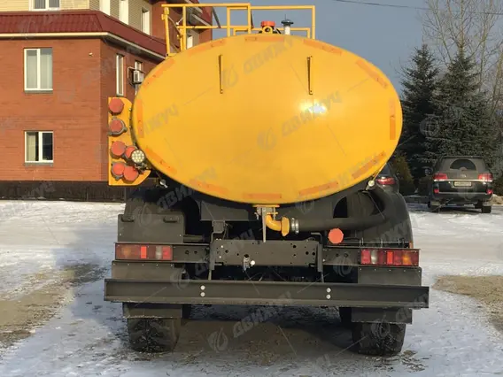 Агрегат кислотной обработки скважин СИН-32 на шасси УРАЛ 4320-60 (32 Мпа, диаметр плунжера 125 ) 2026 года новый фото 5