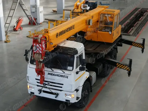 Автокран Ивановец 35714К-2 на шасси КАМАЗ-43118 2026 года новый фото 2