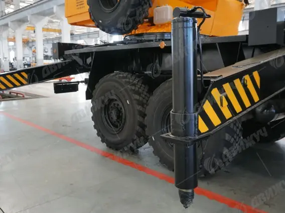 Автокран Ивановец 35714К-2 на шасси КАМАЗ-43118 2026 года новый фото 6