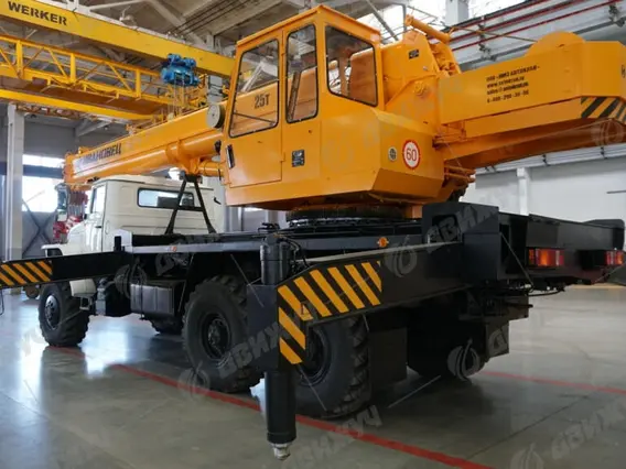 Автокран Ивановец КС-45717-1 на шасси УРАЛ-4320 2026 года новый фото 8