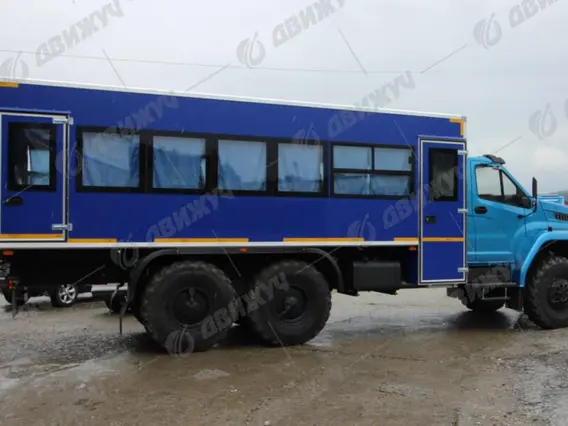Вахтовый автобус на шасси Урал NEXT4320-6952-72 (Е5) Г38, 28 мест 2026 года новый