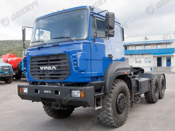 Седельный тягач Урал 63704К-0111Е5 2026 года новый
