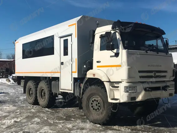 Вахтовый автобус шасси КамАЗ 43118-50 (6х6), 22 места 2026 года новый