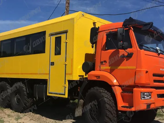 Вахтовый автобус на шасси КАМАЗ 43118-50 (28 мест) 2026 года новый