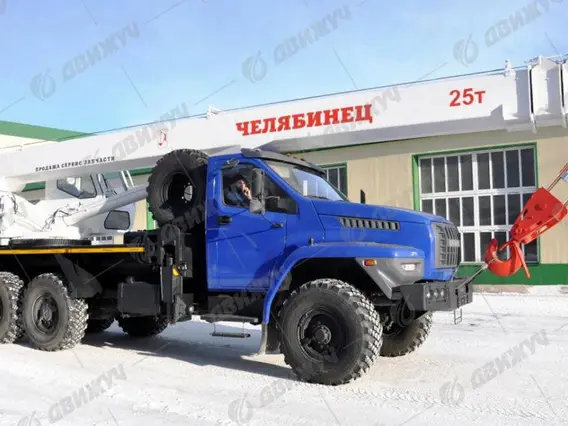 Автокран Челябинец КС-55732 на шасси Урал Next 2026 года новый фото 2