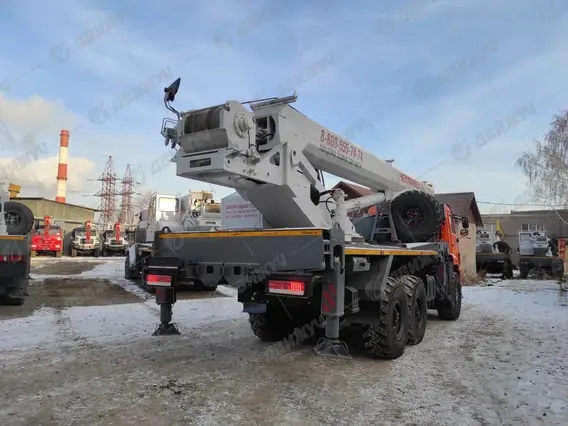 Автокран Челябинец КС-55732-28 на шасси КАМАЗ 43118-50 2026 года новый фото 6