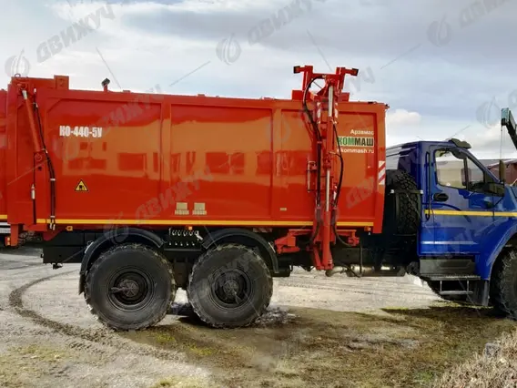 Мусоровоз с боковой загрузкой КО-440-5У на шасси УРАЛ-4320 NEXT 2026 года новый