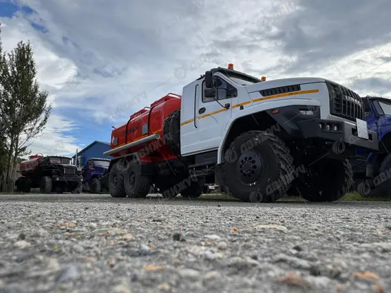 Автотопливозаправщик АТЗ-12/2 Урал NEXT 4320-72Е5 со спальником 2026 года новый фото 5