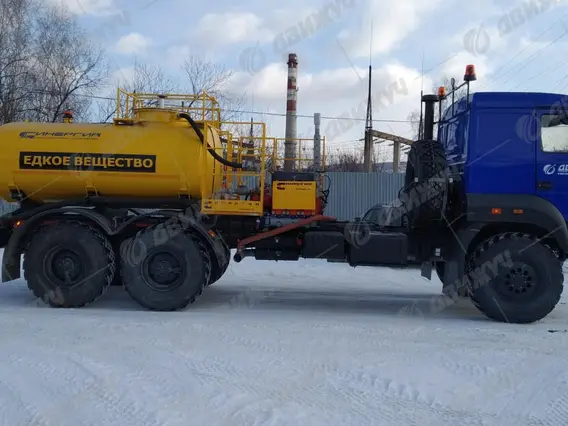 Агрегат кислотной обработки скважин СИН-32 на шасси УРАЛ 4320-80 бескапотный (50 Мпа, диаметр плунжера 100) 2026 года новый фото 8
