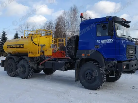 Агрегат кислотной обработки скважин СИН-32 на шасси УРАЛ 4320-80 бескапотный (50 Мпа, диаметр плунжера 100) 2026 года новый фото 9