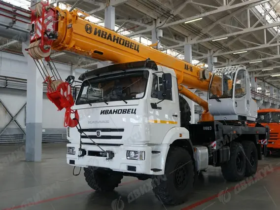 Автокран Ивановец 35714К-2-10 на шасси КАМАЗ-43118 2026 года новый фото 2