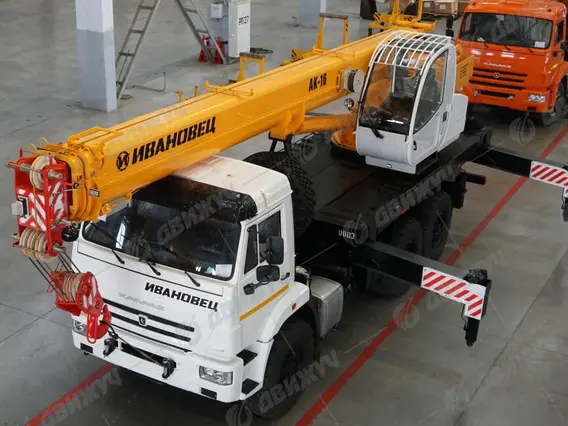 Автокран Ивановец 35714К-2-10 на шасси КАМАЗ-43118 2026 года новый фото 9