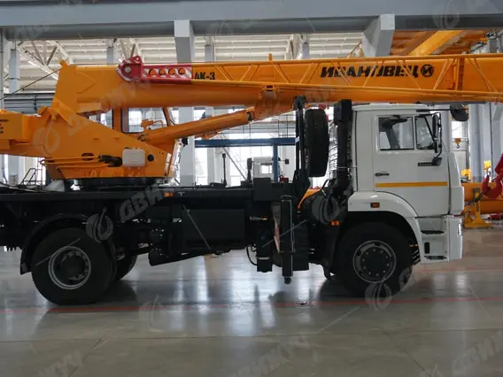 Автокран Ивановец  35714К-3 на шасси КАМАЗ-53605 2026 года новый фото 8