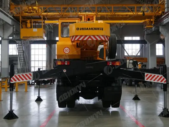Автокран Ивановец  35715 на шасси МАЗ-5340С2 2026 года новый фото 9